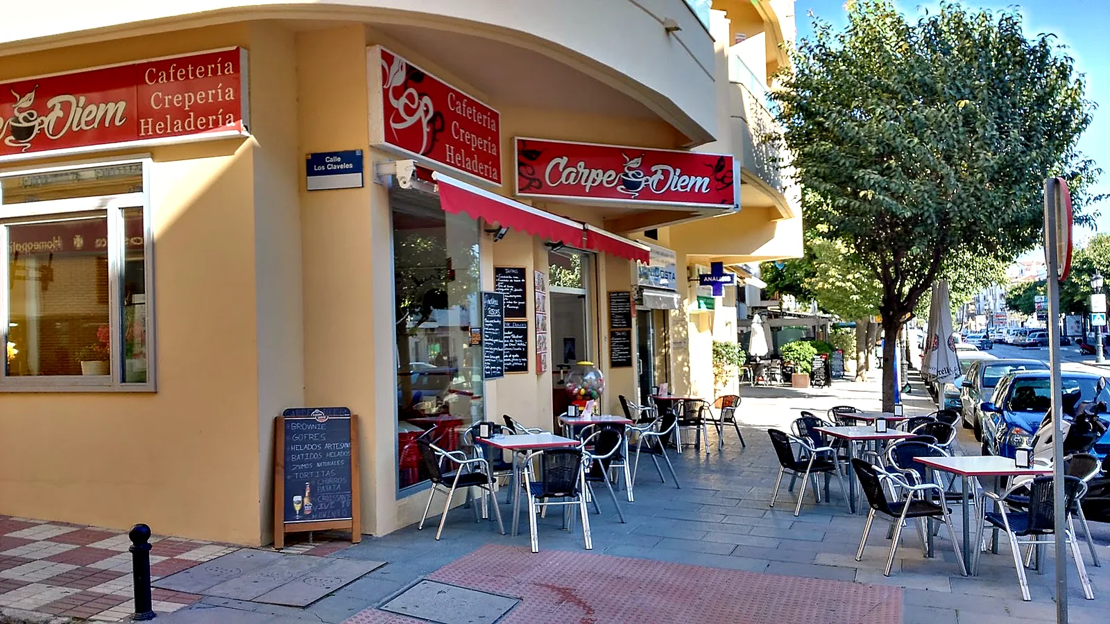 Terraza de Carpe Diem en la Avenida Pablo Ruiz Picasso